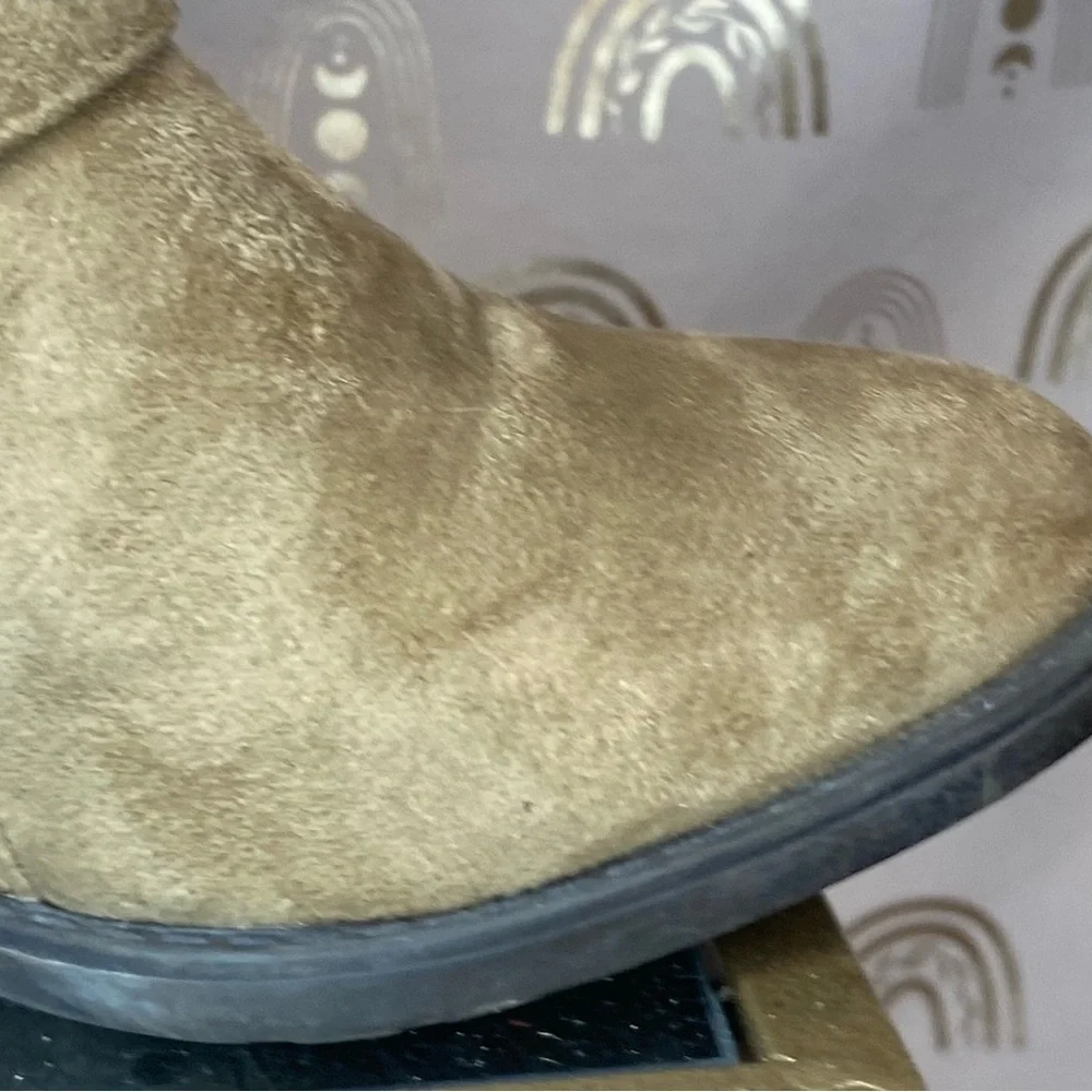Hot Kiss Tan Ankle Boots Suede Finish